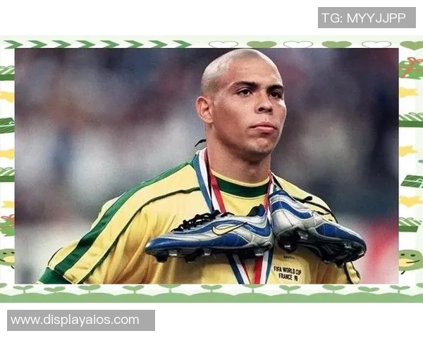 探索足球界的传奇人物乌的故事与成就揭秘